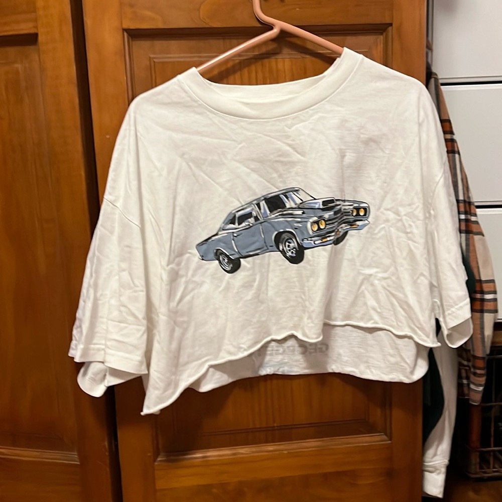 Cropped Corvette tee